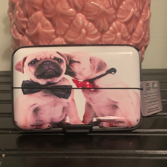 NWT card holder & eye masks (2 pieces) - Picture 2 of 10